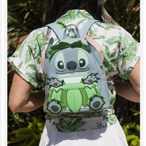 NWT 🌺Loungefly Disney Parks Lilo & Stitch Mini Backpack 🌺